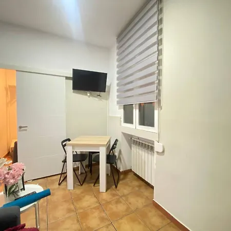 Encantador Piso Zamora Temporal Apartamento Madri