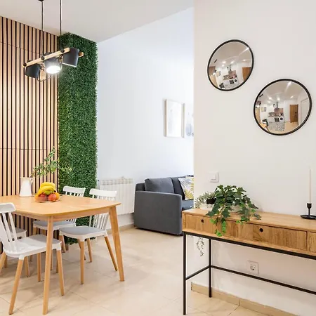 Apartment For Elegante Y Bonito Temporal En El Corazon De Inf1c *