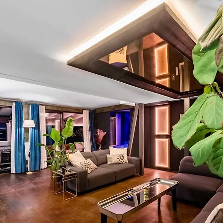 Excellent Penthouse In The Center Apartment *