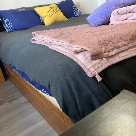 Silencioso, Luminoso Y Familiar Apartamento Apartment Madrid