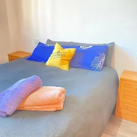 Silencioso, Luminoso Y Familiar Apartamento Madrid