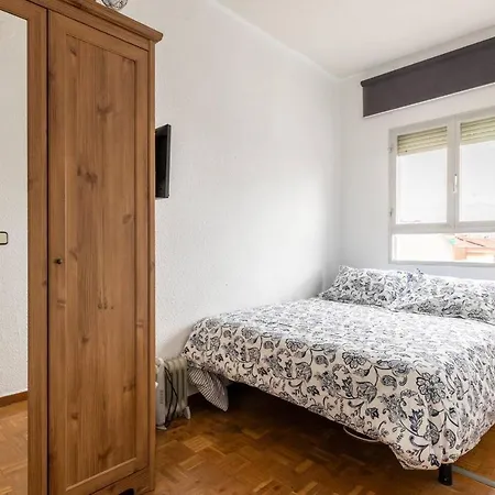 Linda Estancia Entre El Centro Y El Aeropuerto Homestay