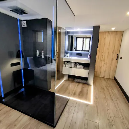 Espectacular Piso En Sol. Apartamento Madrid