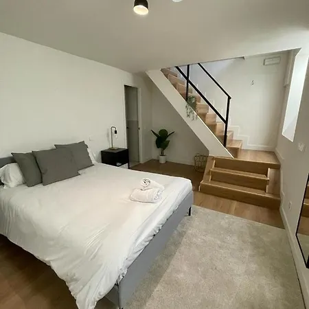 Modern Apt & Cool Interior Design En El Retiro