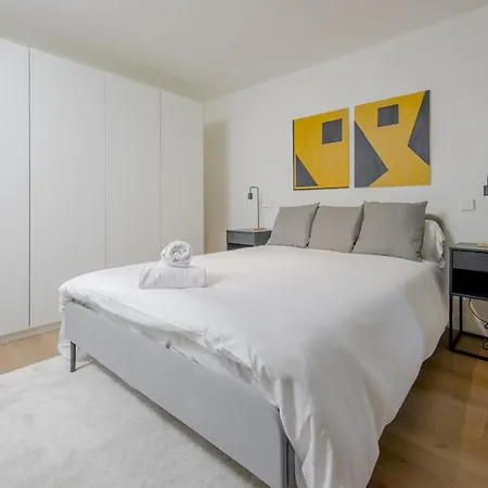 Appartement Modern Apt & Cool Interior Design En El Retiro