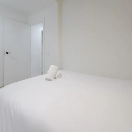 Modern Apt & Cool Interior Design En El Retiro Appartement