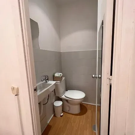 Guest house Urban Fuencarral Madrid
