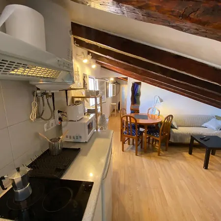 Calle Embajadores - Apart 4 Pax Pza Cascorro Apartment *