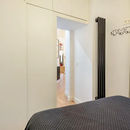 1 Bedroom 1 Bathroom Furnished - Malasana - Cozy & Modern - Mintystay Madrid
