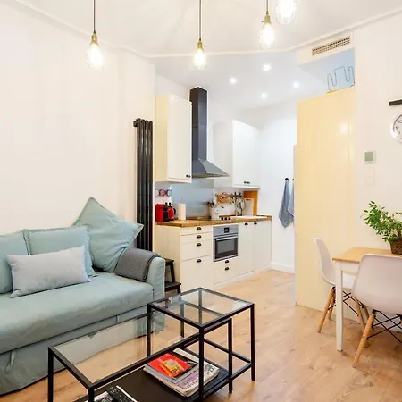 1 Bedroom 1 Bathroom Furnished - Malasana - Cozy & Modern - Mintystay *