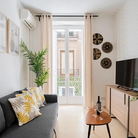 Apartment For Elegante Y Bonito Temporal En El Corazon De Inf1c Madrid
