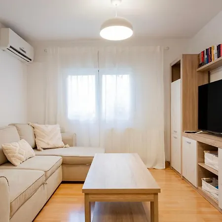 Apartamento Piso Con Encanto En Canillejas Madri
