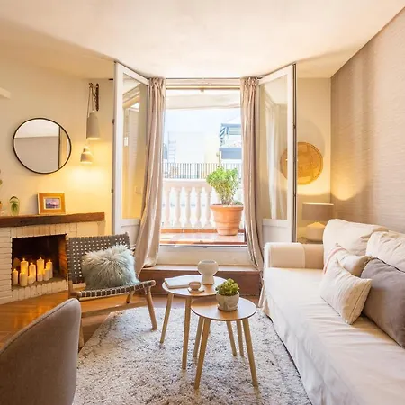 Con Terraza Junto A Sol Apartment *