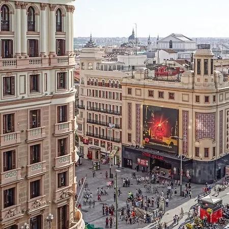 Stylish 4 +patio Luxury Gran Via