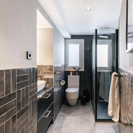 Apartment Stylish 4 +patio Luxury Gran Via *