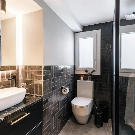 Apartment Stylish 4 +patio Luxury Gran Via *