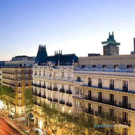 Stylish 4 +patio Luxury Gran Via *