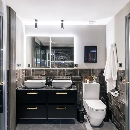 Apartment Stylish 4 +patio Luxury Gran Via *
