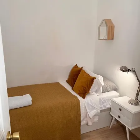 Guest house Urban Fuencarral Madrid