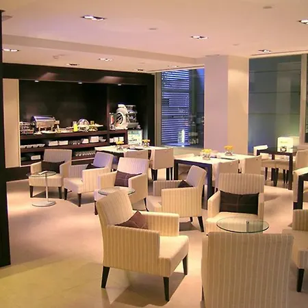 Viena Plaza De Espana Aparthotel
