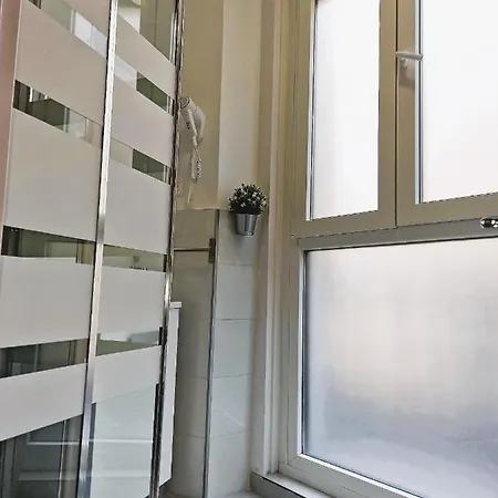 Πανσιόν Comercial *