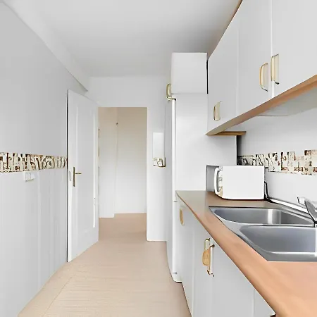 Apartment Centrico Y Aparcamiento Privado 3 *