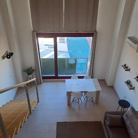 Acogedor Loftcon Garaje A 10min Del Aeropuerto E Ifema *