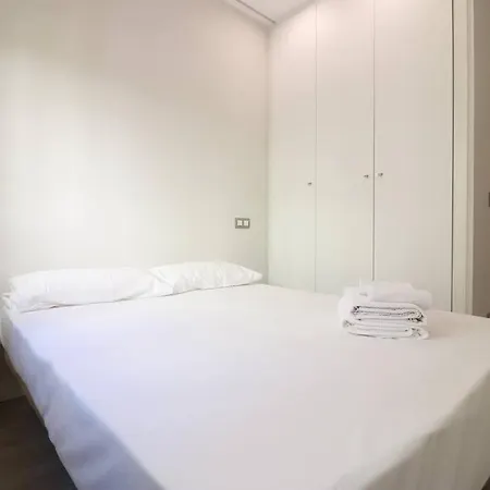 Amaizing Malasana. 6pax 2bd 2bth 아파트