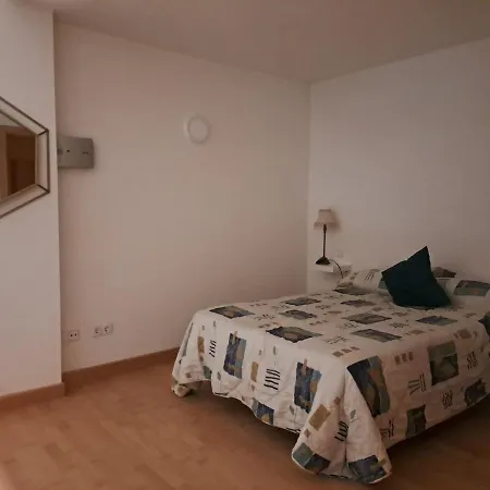 Acogedor Loftcon Garaje A 10min Del Aeropuerto E Ifema Apartment Madrid