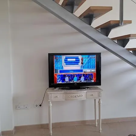 Acogedor Loftcon Garaje A 10min Del Aeropuerto E Ifema *
