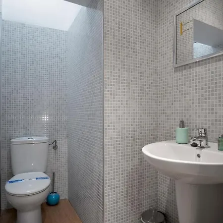 2 Bedrooms 1,5 Bathrooms Furnished - Malasana - Cozy & Vintage - Minty Apartment Madrid