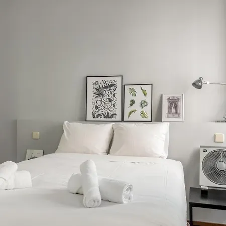 2 Bedrooms 1 Bathroom Furnished - Anton Martin - Vintage - Mintystay