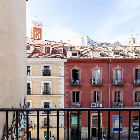 Jacinto Benavente Centro * Madrid