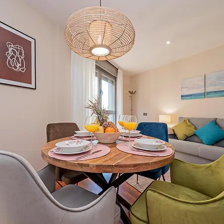 Luxury In Barrio Palacio
