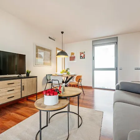 Luxury In Barrio Palacio Apartment Madrid