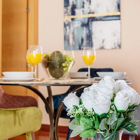 Luxury In Barrio Palacio Madrid