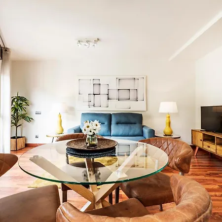 Luxury In Barrio Palacio Madrid