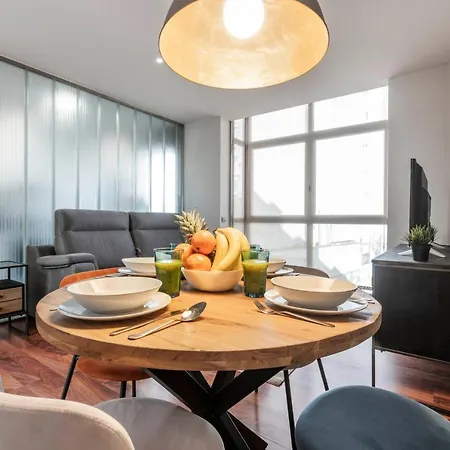 Luxury In Barrio Palacio