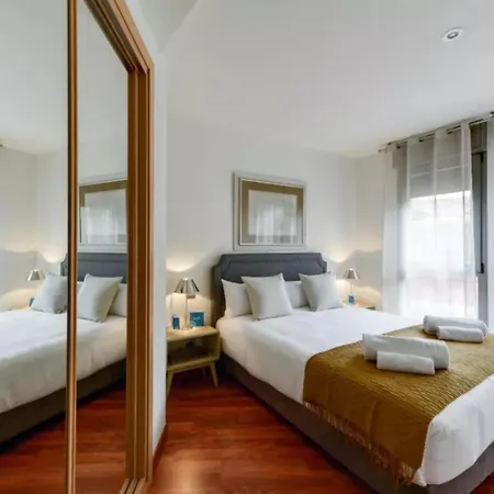 Luxury In Barrio Palacio Apartment Madrid