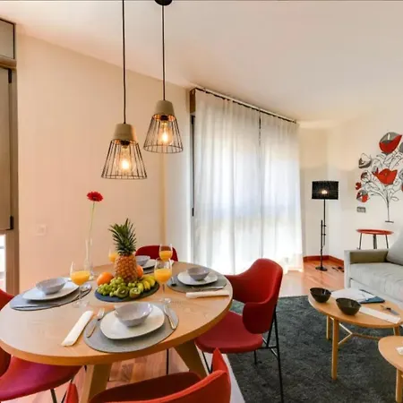 Luxury In Barrio Palacio Apartment *