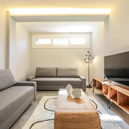 Apartment Reformados En Arturo Soria Madrid