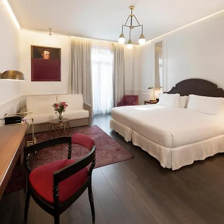 Boutique H10 De La Reina Hotel 4*