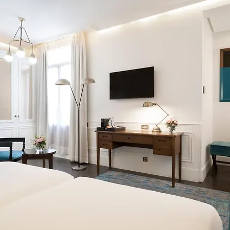 Hotel Boutique H10 De La Reina