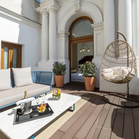 Boutique H10 De La Reina 4*