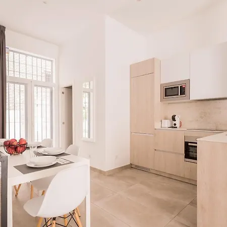 Duplex B2 Arrendamiento De Temporada Madrid