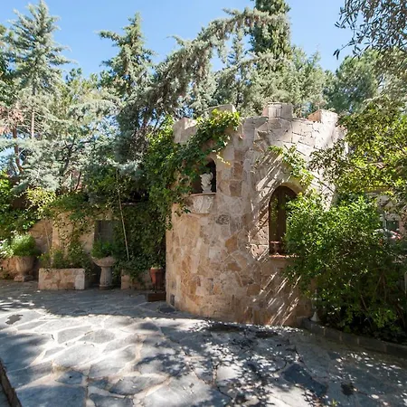 Villa 5-suite Luxury In With Indoor Pool And Oasis