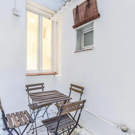 Apartamento Reformado En Malasana 6 Personas Madrid