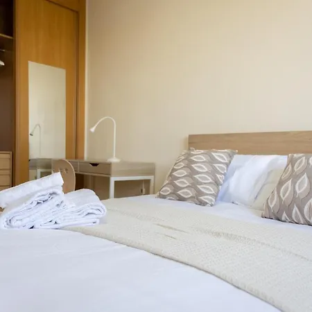 Apartment For Your Amplio Y Luminoso Temporal En Orcasitas - Wifi Bea25 Madrid