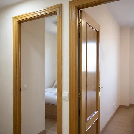 Apartment For Your Amplio Y Luminoso Temporal En Orcasitas - Wifi Bea25 Madrid