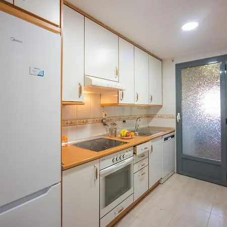 Apartment For Your Amplio Y Luminoso Temporal En Orcasitas - Wifi Bea25 Madrid
